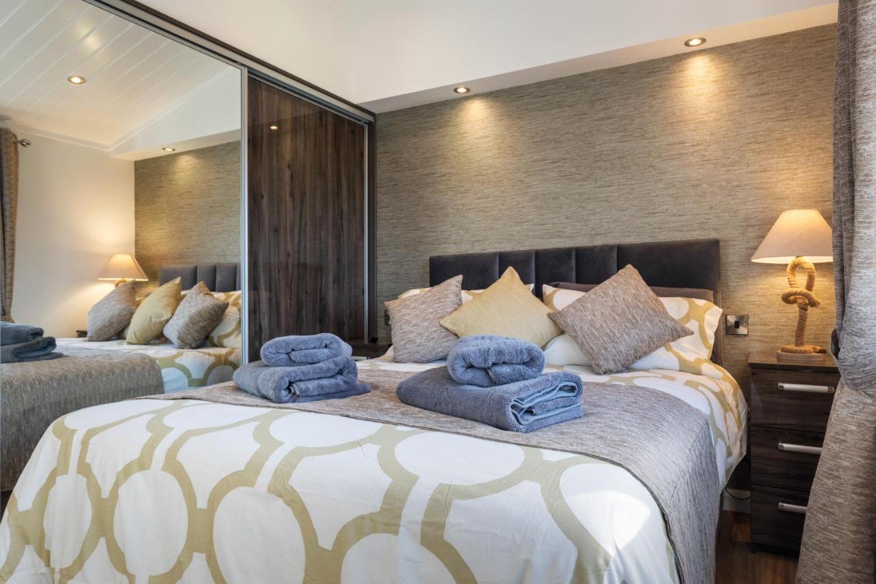 Hiraeth - Luxury Lodge With Hot Tub, Close To Beach Penally Exteriér fotografie