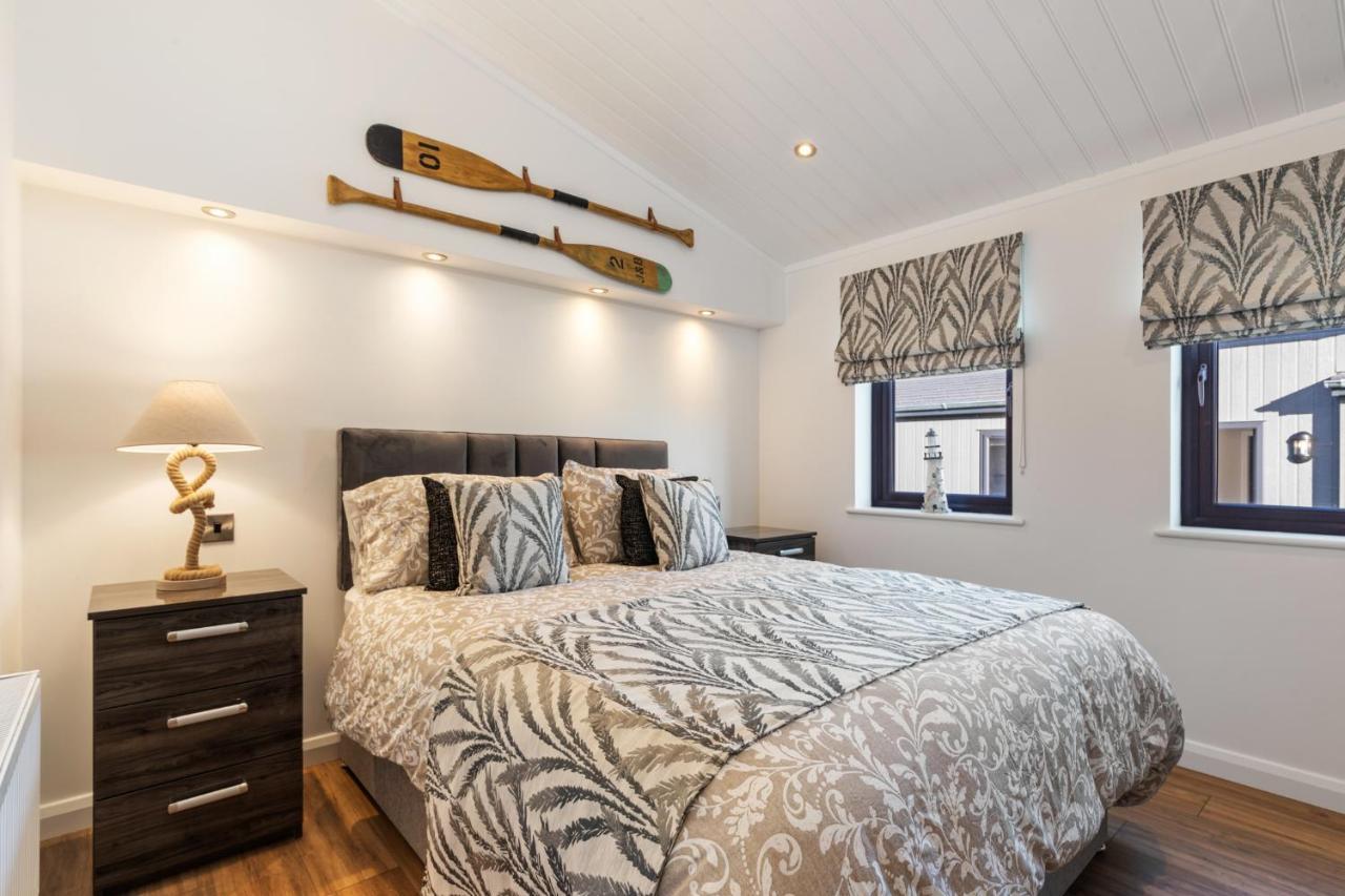 Hiraeth - Luxury Lodge With Hot Tub, Close To Beach Penally Exteriér fotografie
