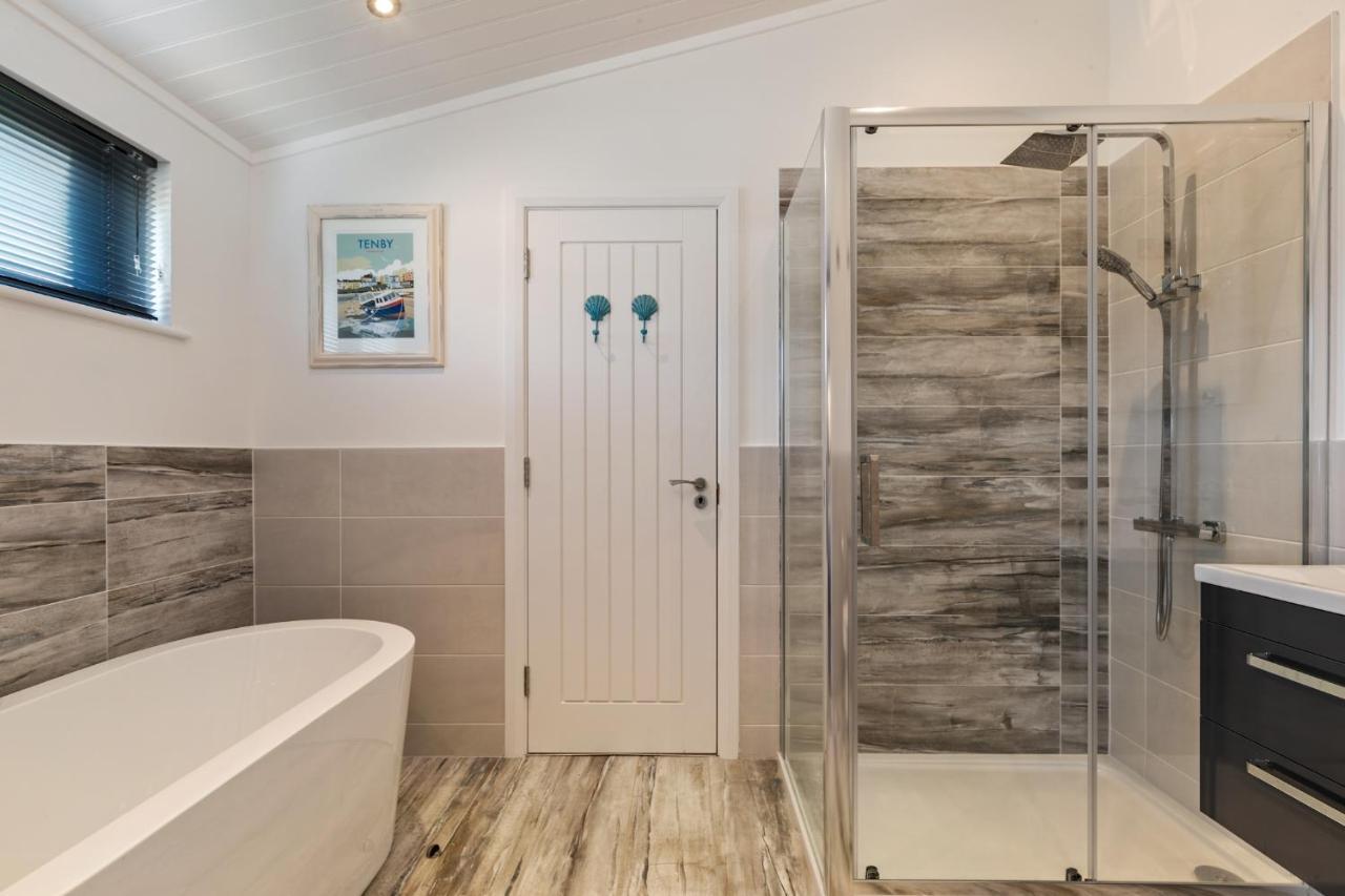 Hiraeth - Luxury Lodge With Hot Tub, Close To Beach Penally Exteriér fotografie